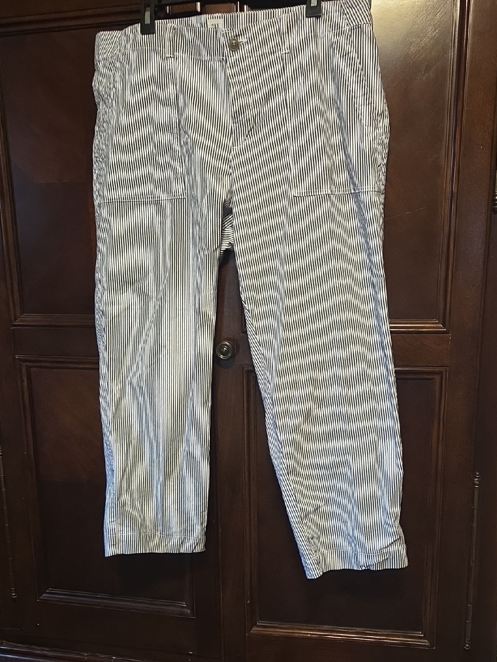 GAP -Style Striped Pants in Navy‎ and White